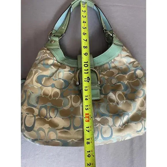 Coach Signature Collection SoHo Optic Lynn Hobo Shoulder Bag - Picture 11 of 11